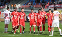 Sebat Gençlik’te Sahanın Çilingiri Sefa Küpeli