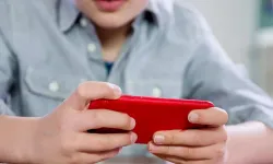 Sosyal Medyaya 15 Yaş Sınırı Geliyor