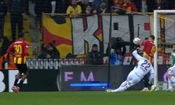 Trabzonspor'un Kayserispor Deplasmanında Penaltı Pozisyonu