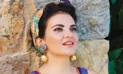 Göksel’den Farklı İmajlarla Dikkat Çeken Pozlar