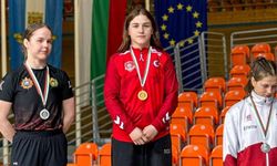 Trabzonlu Beyzanur Akkuş Bulgaristan’da Altın Kazandı