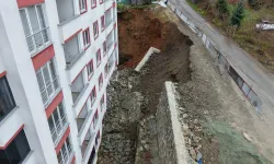 Trabzon’da İstinat Duvarı Çöktü