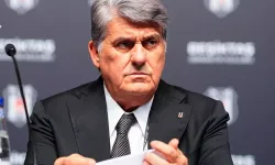 Serdal Adalı Derbi Bitmeden Stadyumu Terk Etti