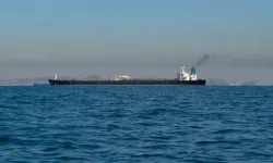 Hürmüz Boğazı’nda Füze Saldırısı Gerilimi Artırdı