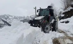 Trabzon’da Karla Mücadelede Yollar Açıldı