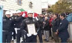 Trabzon’da Görevli Polis Memuruna Hüzünlü Veda