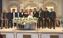 Gazeteciler Efnan Demireren ve Ozan Köse Mutlu Günü