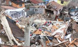 Fatih’te Patlama Sonrası Hasar Tespit Başlatıldı