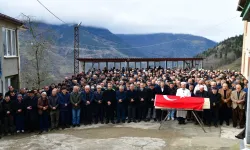 Trabzon’da Sevilen Muhtar Son Yolculuğuna Uğurlandı