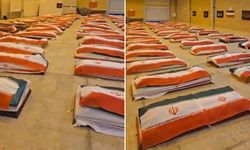 İranlı Denizciler İçin Duygusal Cenaze Töreni