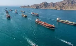 İran Hürmüz Geçiş Ücretini 2 Milyon Dolar Yaptı