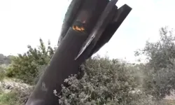 İran Füzesi Demir Kubbe’yi Aştı Savaş Sürüyor