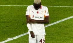 Victor Osimhen Ameliyat Oldu Galatasaray Açıkladı