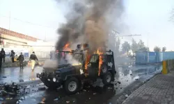 Karaçi’de ABD Konsolosluğu Önünde 21 Ölü