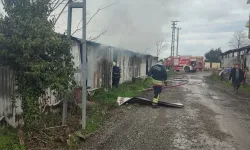 Samsun Terme’de Şantiye Deposunda Yangın