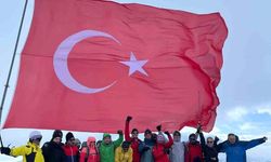 Madur Dağı’nda Şehitler İçin Bayrak Yenilendi