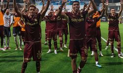 Trabzonspor Seriyi 7 Maça Çıkarmak İçin Sahaya Çıkıyor