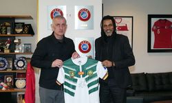 Trabzonspor'un Eski Futbolcusu Song’dan TFF’ye Ziyaret