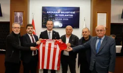 Trabzon’da Şampiyonluk Gururu Meclis’te Paylaşıldı