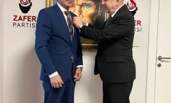 Davut Çakıroğlu Zafer Partisi’nde başdanışman oldu