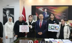 Trabzon’da Liseliler Atıkları Sanata Dönüştürdü