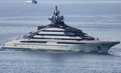 Hürmüz’de Nord Yat Geçişi Dikkat Çekti