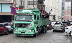 Hopaspor Taraftarları Kamyonla Maça Gitti