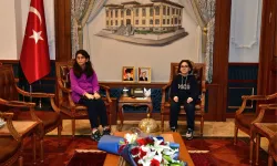 Trabzon’da 23 Nisan’da Koltuklar Çocuklara Devredildi