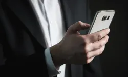 Akıllı Telefon Ve Tabletlere Yeni Zam Sinyali
