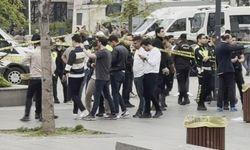 Beşiktaş İskelesi Önünde Bıçaklı Kavga: 3 Yaralı