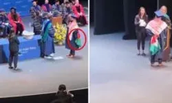 Filistin Bayrağıyla Sahneye Çıkan Öğrenciye Diploma Engeli