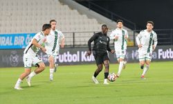 Manisa FK Sahasında Sakaryaspor’u 5-0 Mağlup Etti