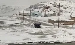 Van’da Mayıs Sonunda Kar Sürprizi