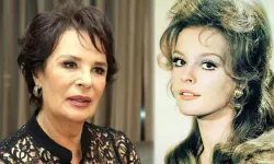 Hülya Koçyiğit’ten 50 Yıl Sonra Aynı Sahne