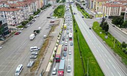 Bayram Trafiği Çorum-Samsun Yolunu Kilitledi