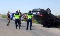 Kilis’te Takla Atan Otomobilde 5 Kişi Yaralandı