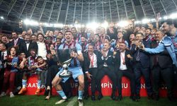 Trabzonspor Kupasını Antalya’da Kaldırdı