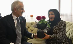 Bakan Uraloğlu'ndan Trabzon'da Huzurevi Ziyareti