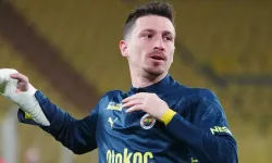 Mert Hakan Yandaş'ın Fenerbahçe'deki Geleceği Merak Ediliyor