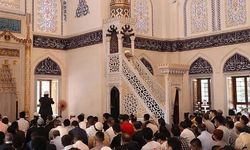 Cuma Hutbesinde Hicret Ve Yeni Yıl Vurgusu
