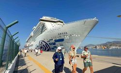 Dev Kruvaziyer Bodrum Limanı'na Demir Attı