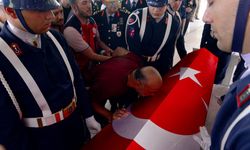 Şehit Uzman Çavuş Samet Karabulut Son Yolculuğuna Uğurlandı