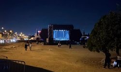 Bursa'da Konserde Bıçaklı Kavga! 2 Yaralı