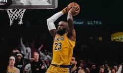 Lakers, LeBron James'e Veda Etti