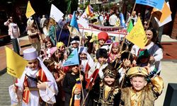 Trabzon'da Miniklerden Renkli Bienal Şenliği