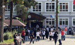 Trabzon Ve Çevre İllerde LGS'ye 24 Bin 875 Öğrenci Katıldı