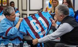 Trabzonspor Kadın Takımından Jandarmaya Anlamlı Ziyaret