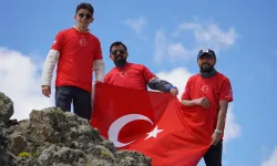 Trabzonlu Dağcılardan Milli Takıma Zirvede Destek