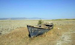 Kuruyan Marmara Gölü Yeniden Suyla Buluştu