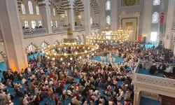 Hanife Hatun Camii'nde 2 Bin Öğrenci Buluştu